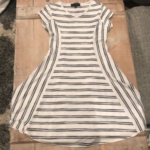 Striped girls cotton dress.